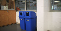 "Duo" recycling container with front openings